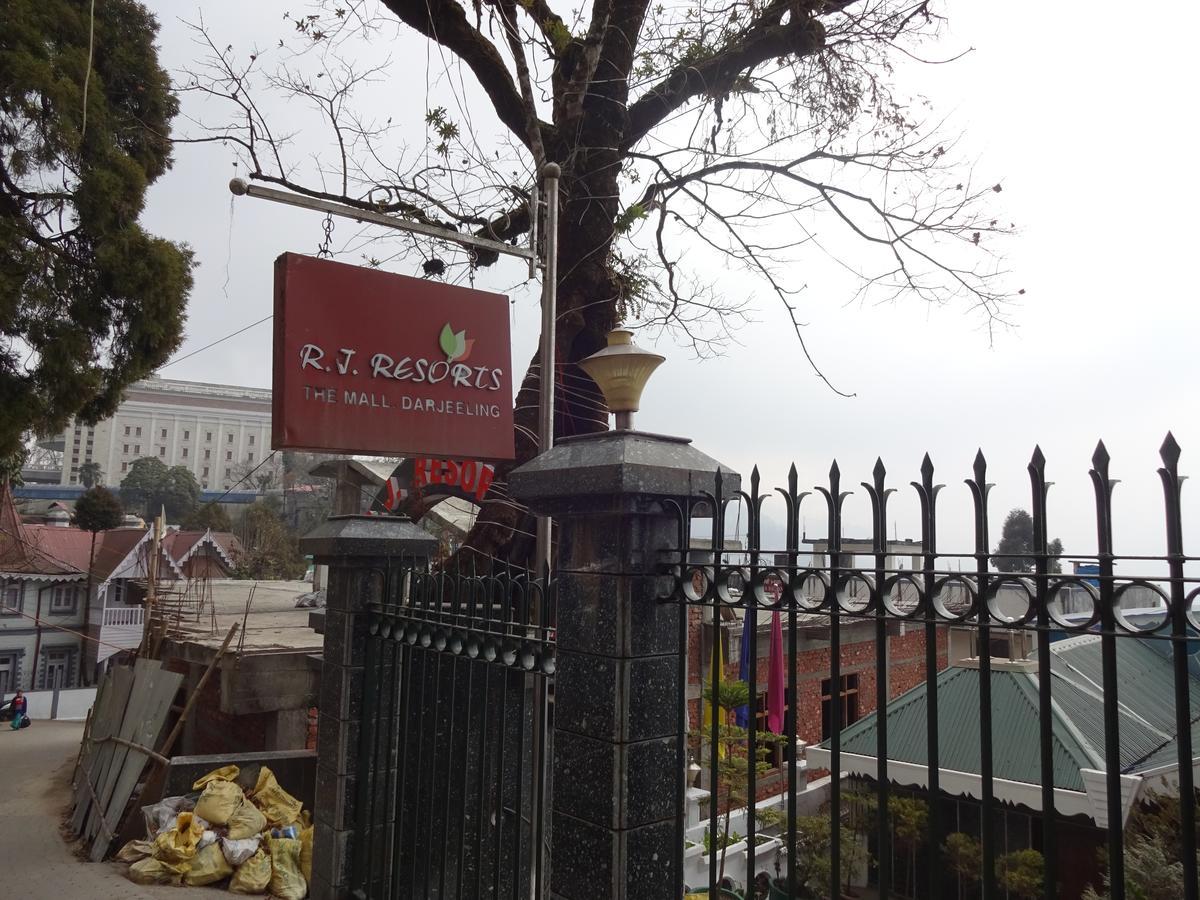 R.J.Resorts Darjeeling  Exterior foto
